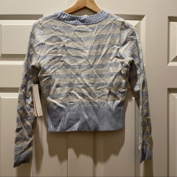 NWT Aqua Bloomingdales Gingham Cropped Cardigan - Picture 3 of 10